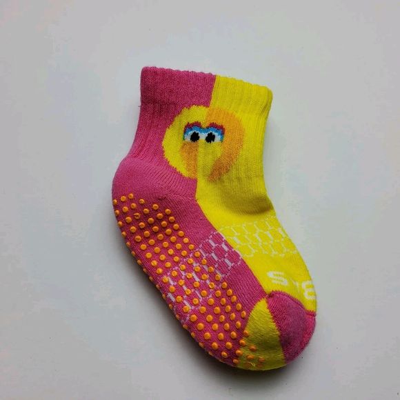 Bombas Other - Bombas Toddler Sesame Street Big Bird Gripper Grip Socks Size T